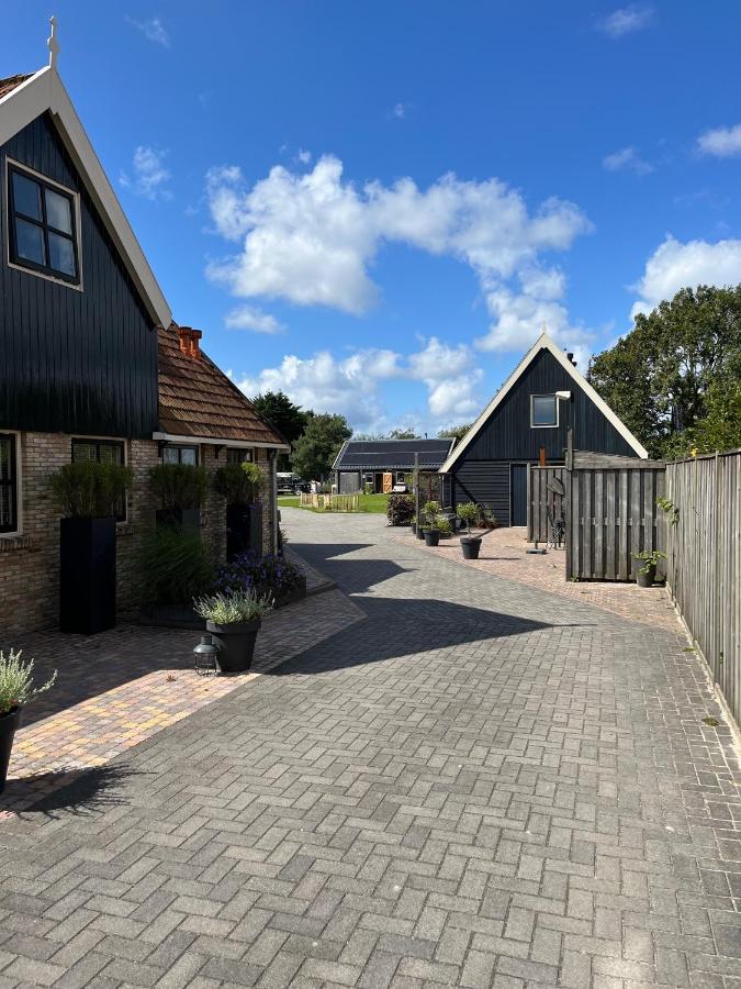 It Buthus Apartment Baaiduinen ภายนอก รูปภาพ